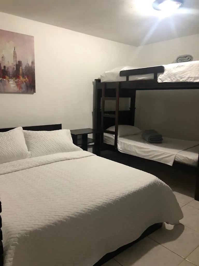 New Memphis Hostal Hotel Medellin