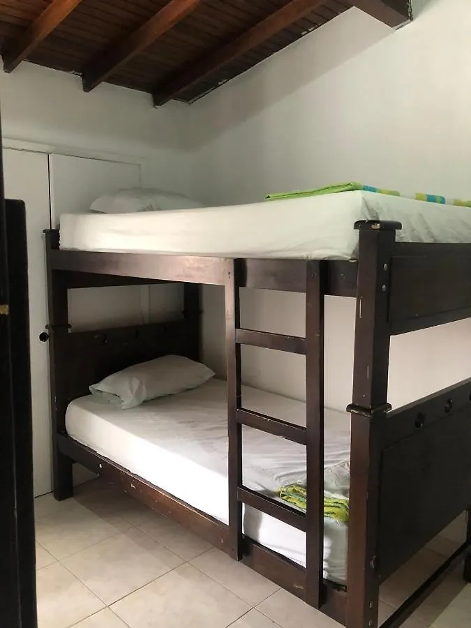 New Memphis Hostal Medellín 3*,  Colombia