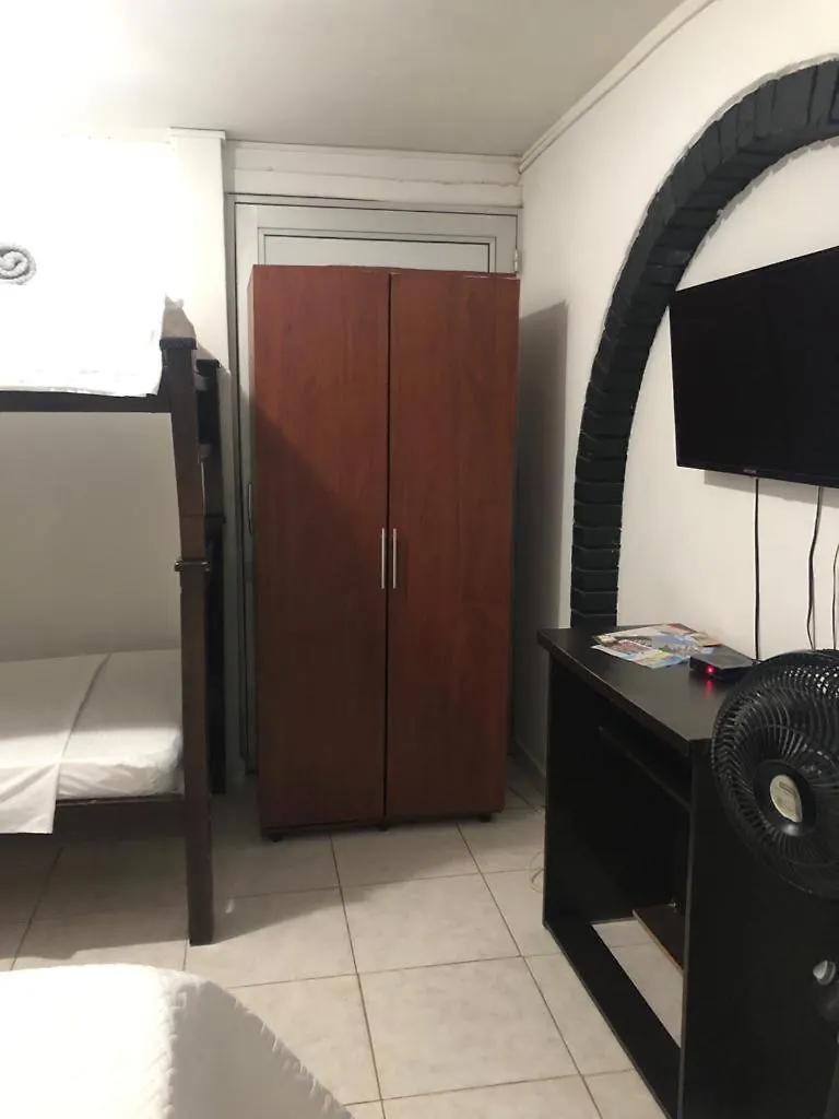 New Memphis Hostal Medellín Hotel