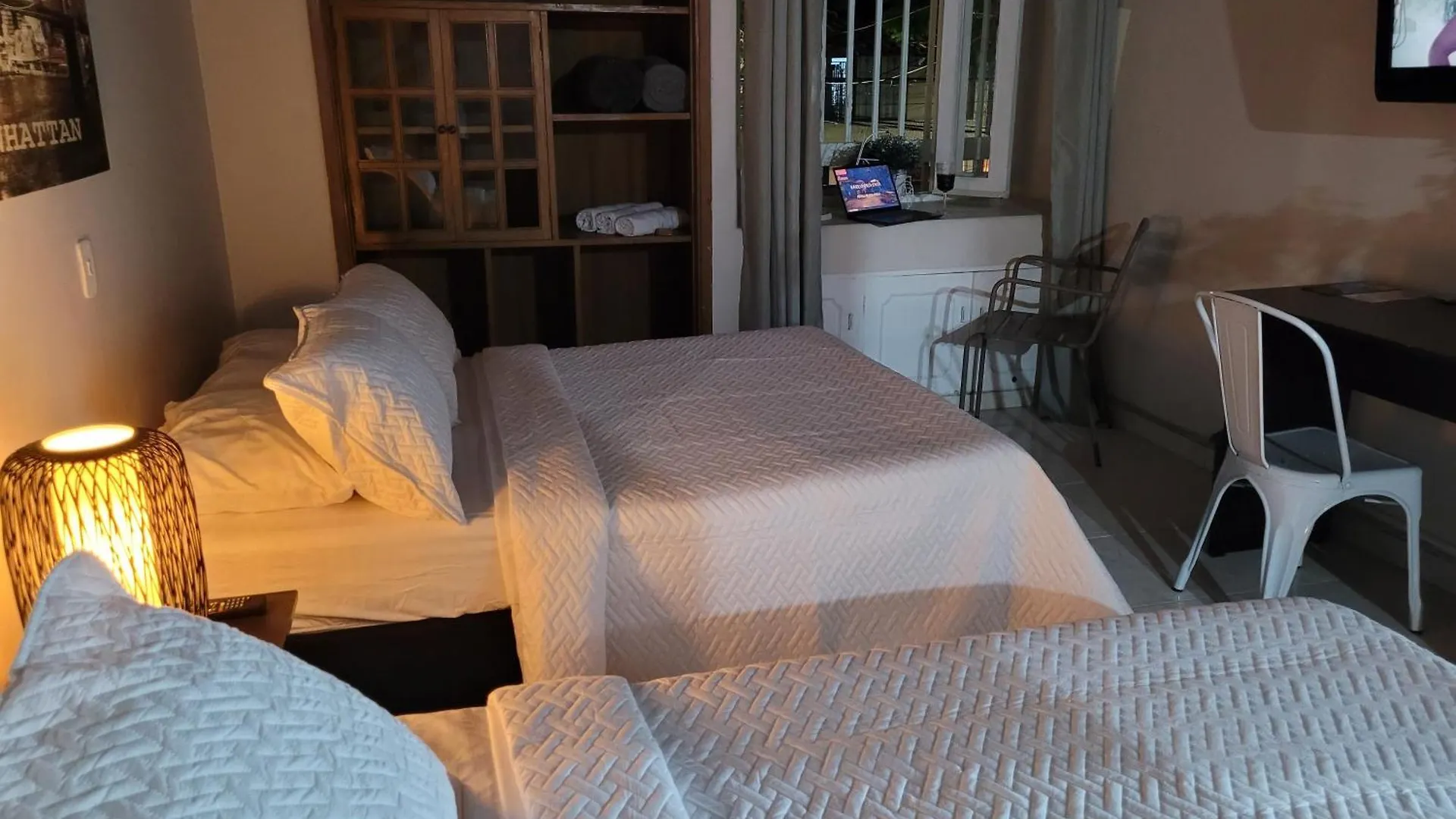 New Memphis Hostal Medellín Colombia