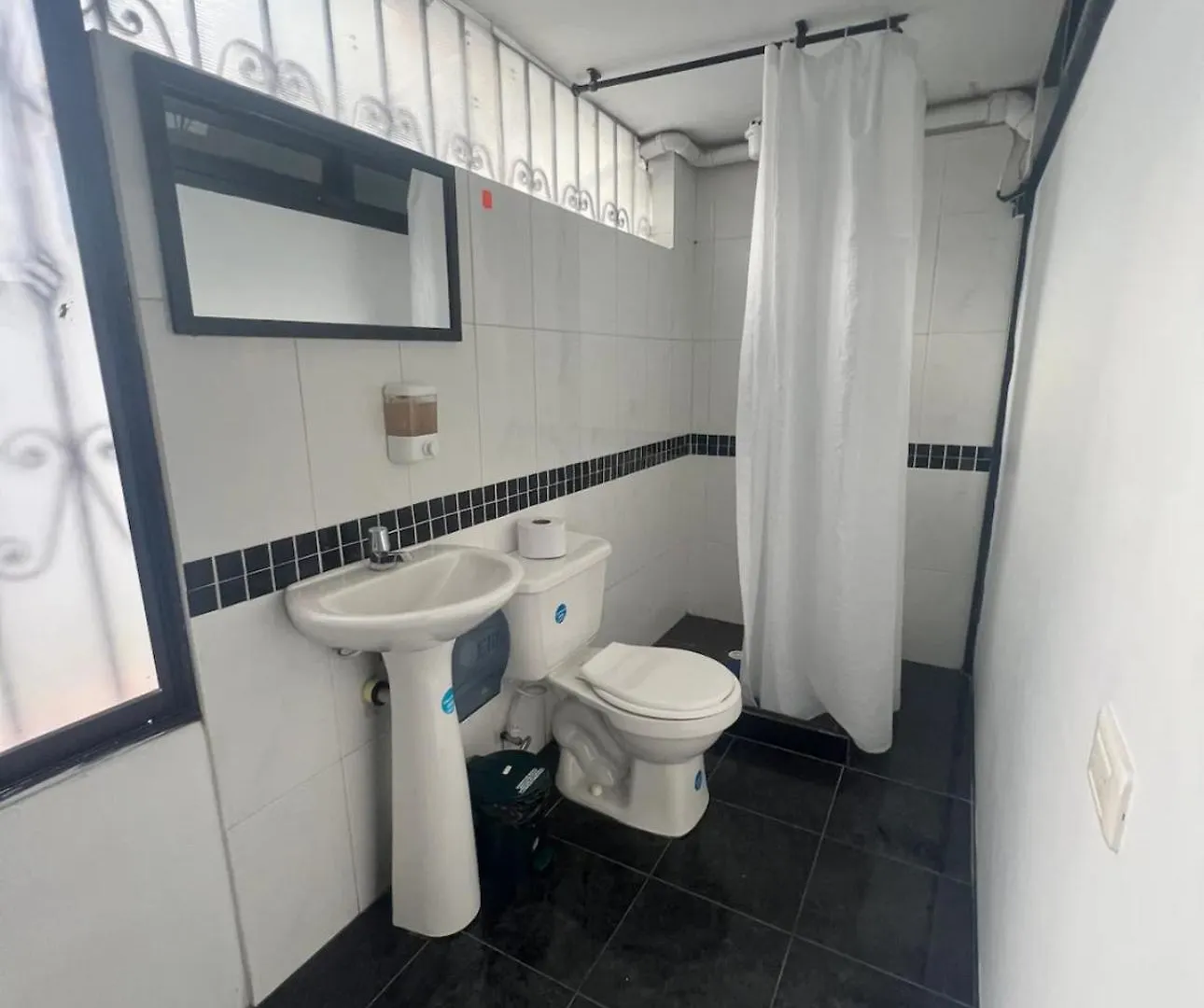 *** Hotel New Memphis Hostal Medellín Colombia